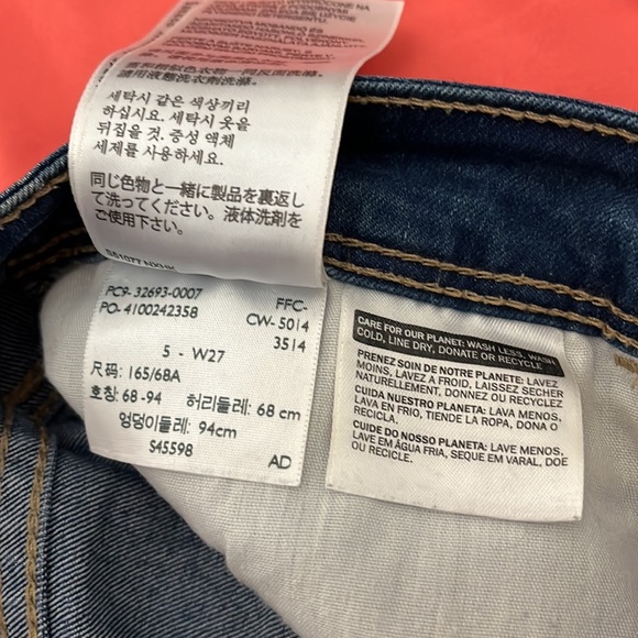 Levi shorts - Picture 4 of 4